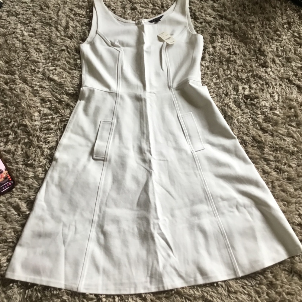 Book brothers Elegant White Sleeveless Dress size 8